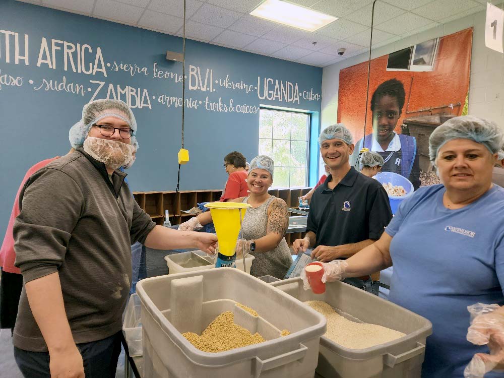 Windsor Volunteers pack meals