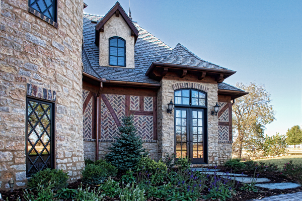 Home in Poncacity Oklahoma with Pinnacle Windows